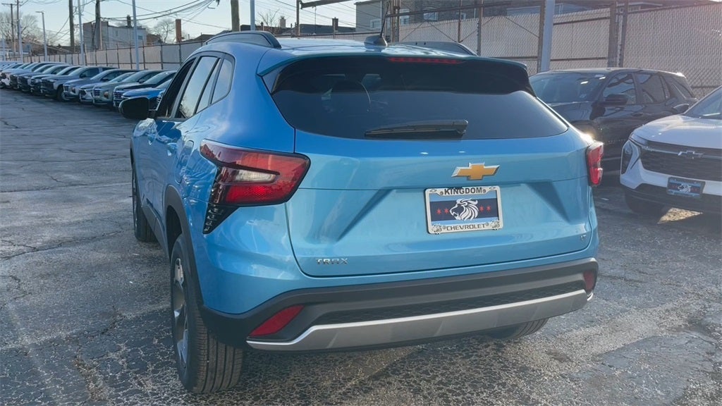 2025 Chevrolet Trax LT