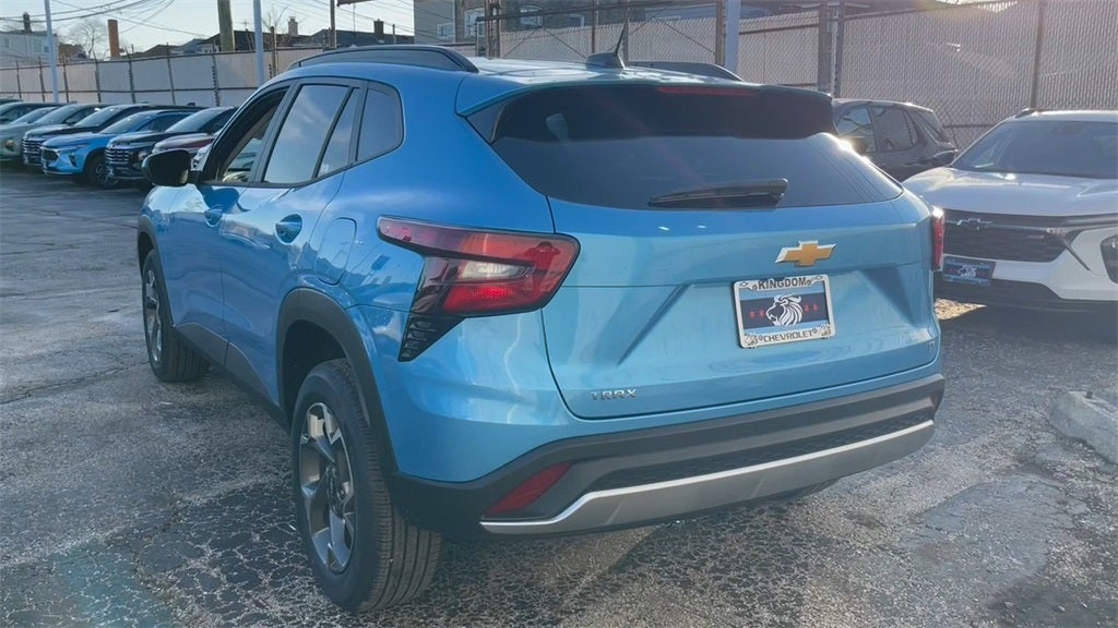 2025 Chevrolet Trax LT