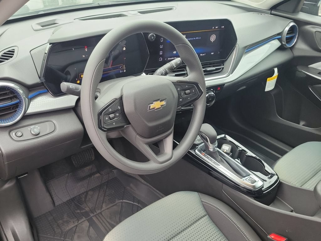 2026 Chevrolet Trax LT - Photo 15
