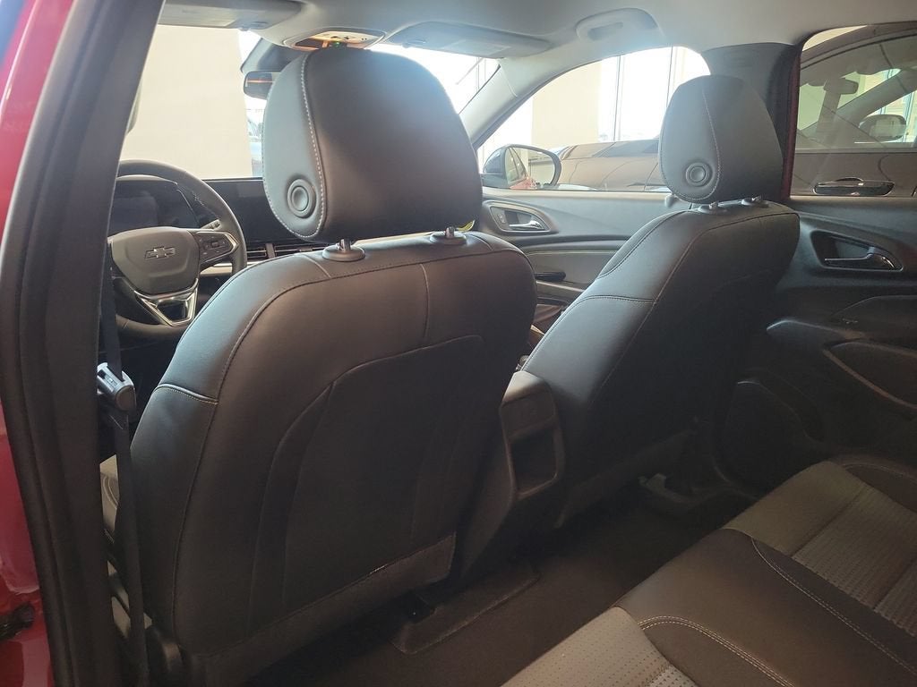 2026 Chevrolet Trax LT - Photo 10