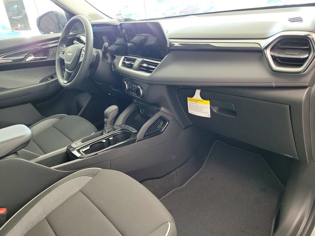 2026 Chevrolet Trailblazer LS - Photo 9