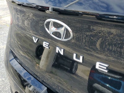 2026 Hyundai Venue SE