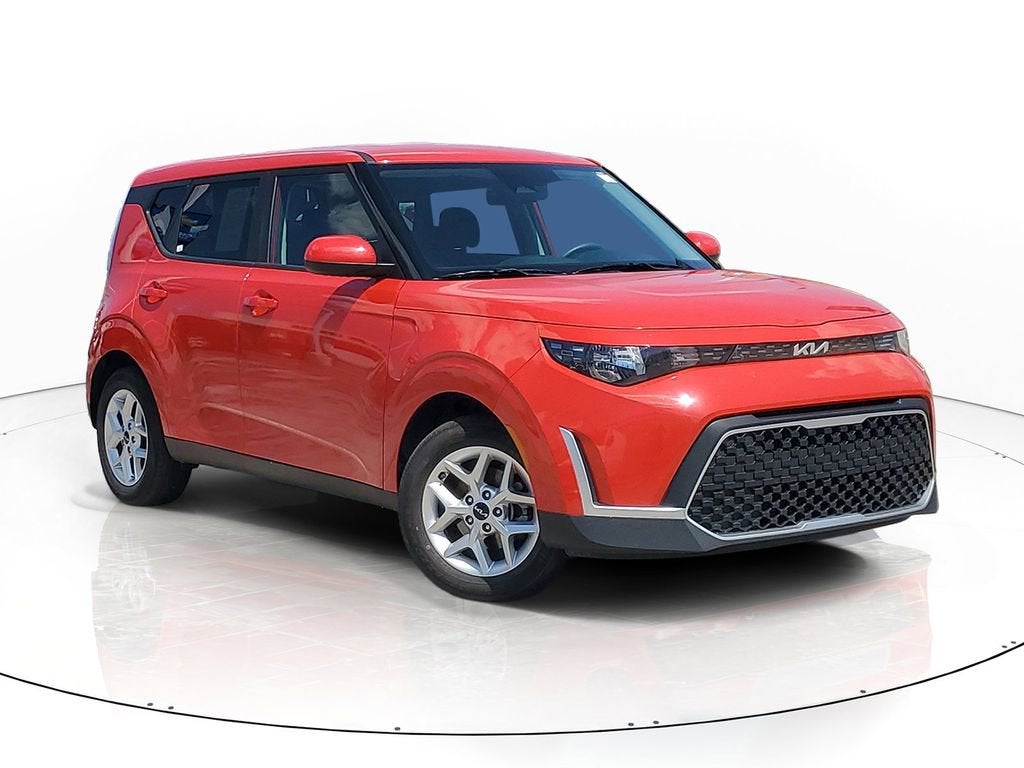 2025 Kia Soul 2.0L LX IVT's photo