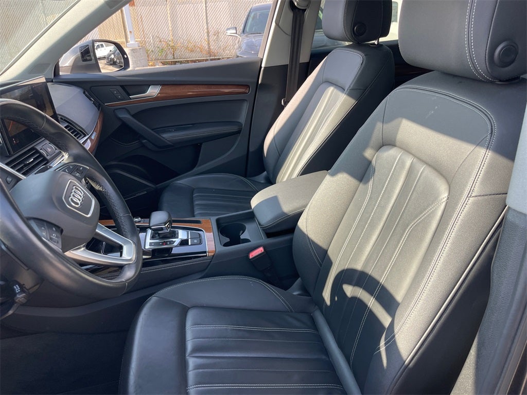 2023 Audi Q5 45 S line Premium quattro