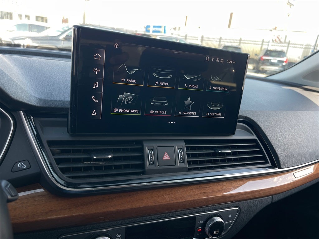 2023 Audi Q5 45 S line Premium quattro