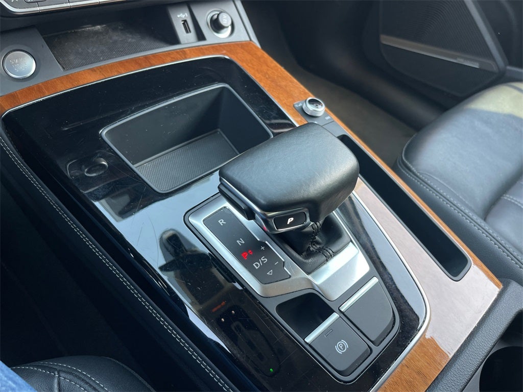 2023 Audi Q5 45 S line Premium quattro