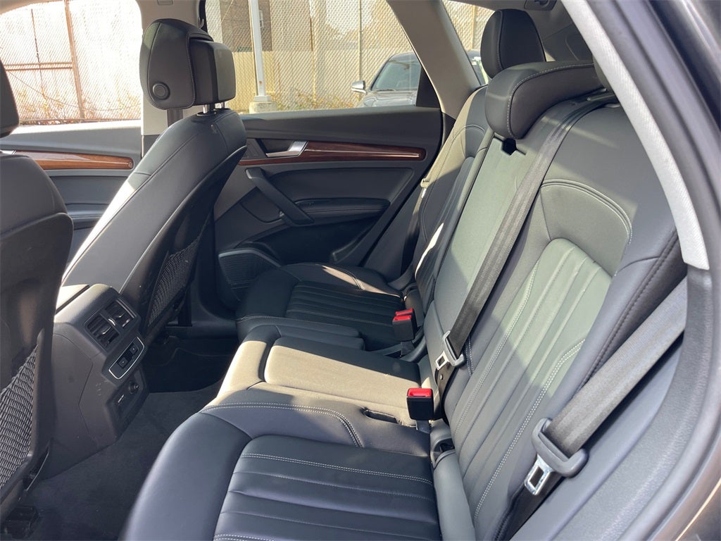 2023 Audi Q5 45 S line Premium quattro