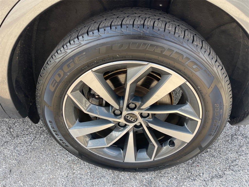 2023 Audi Q5 45 S line Premium quattro