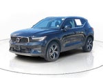 2024 Volvo XC40 Core Bright Theme