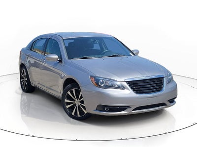 2014 Chrysler 200 Touring