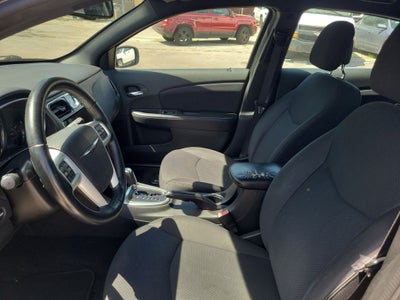 2014 Chrysler 200 Touring