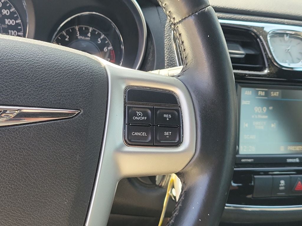 2014 Chrysler 200 Touring