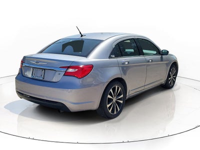 2014 Chrysler 200 Touring