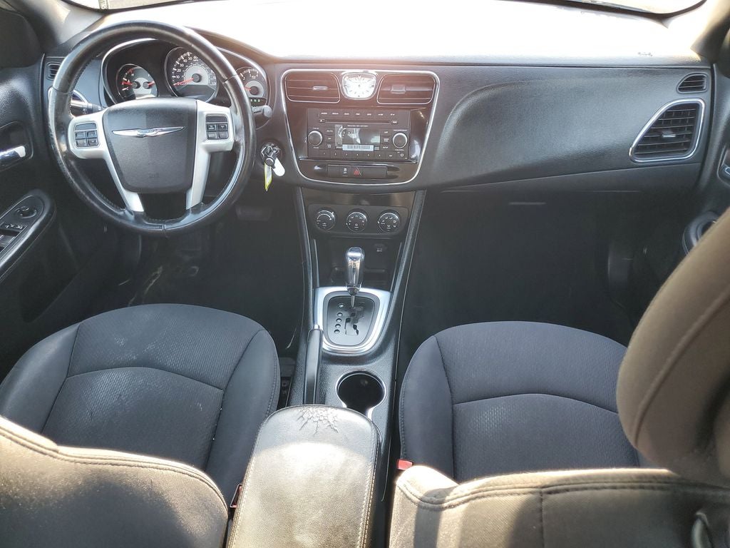 2013 Chrysler 200 Touring