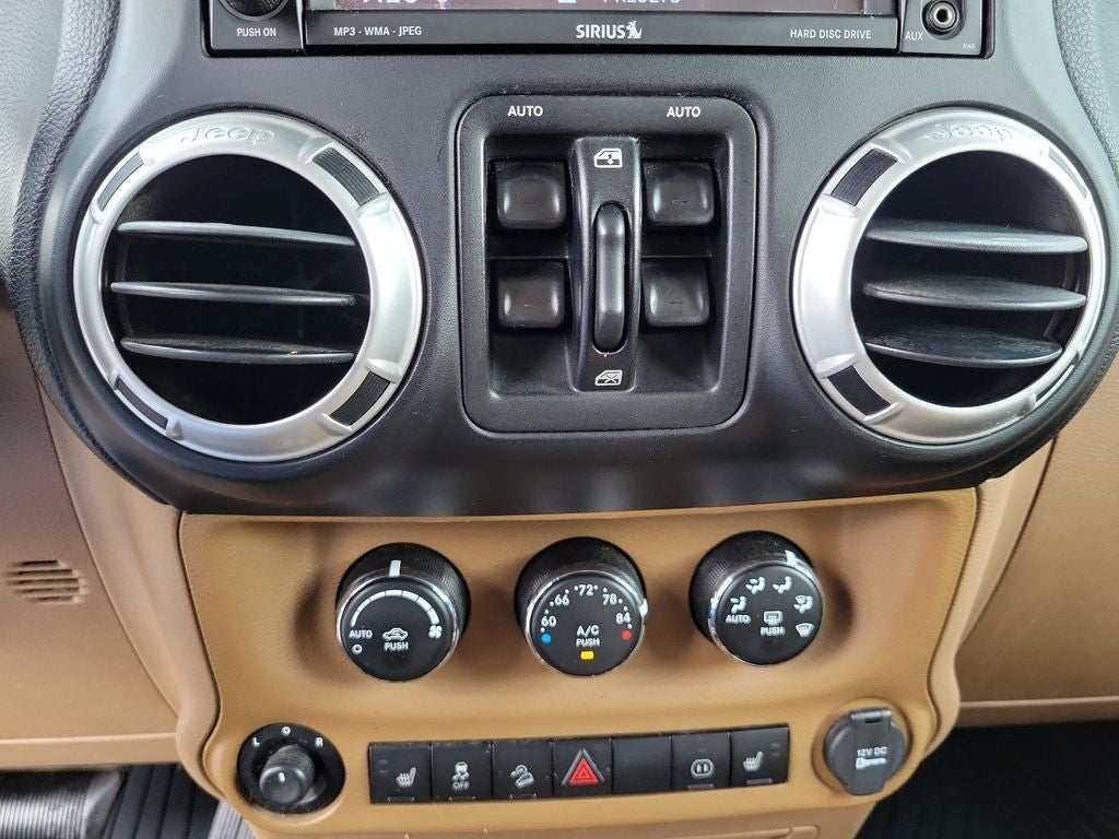 2012 Jeep Wrangler Unlimited Sahara