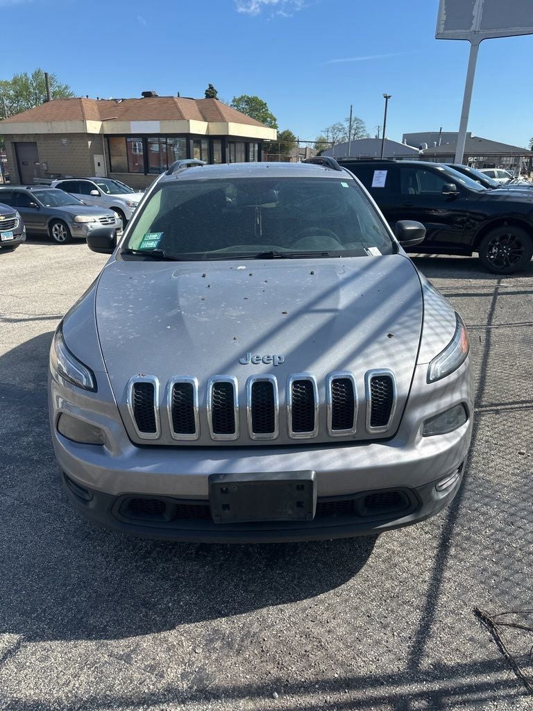 2016 Jeep Cherokee Sport