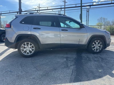 2016 Jeep Cherokee Sport