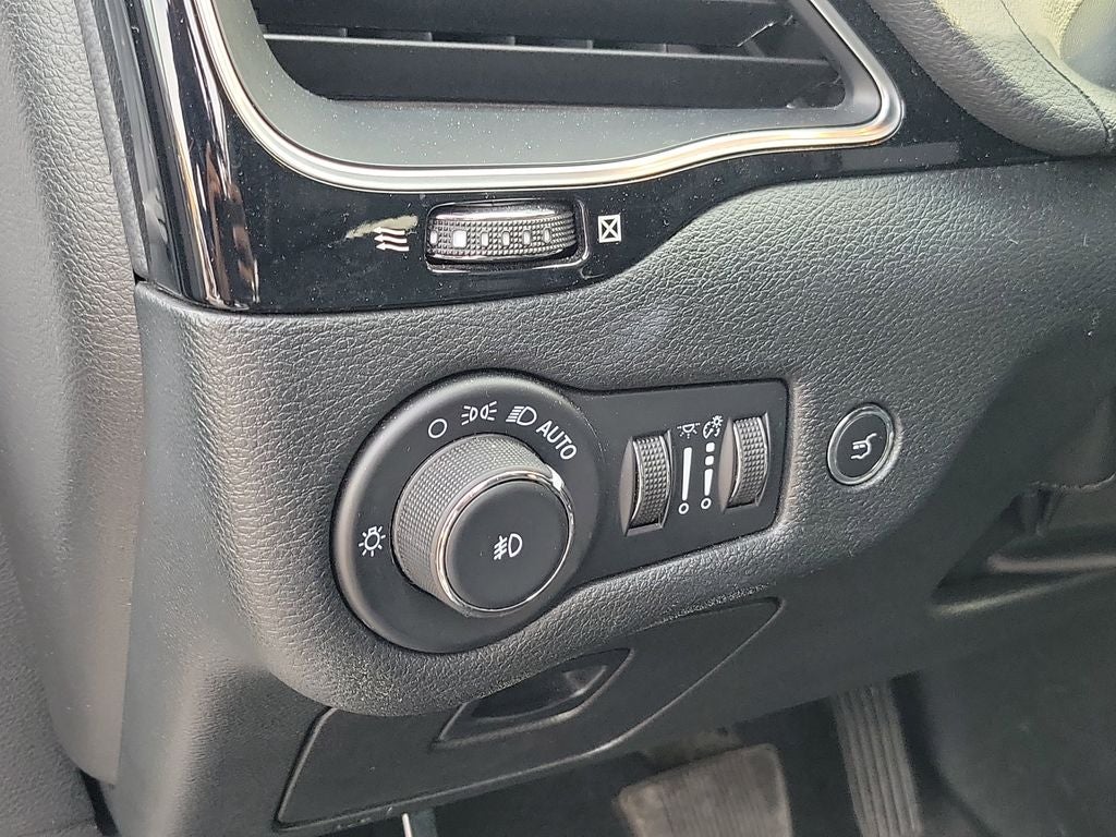 2023 Jeep Cherokee Altitude