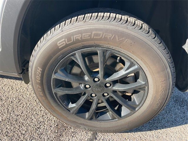 2023 Jeep Cherokee Altitude