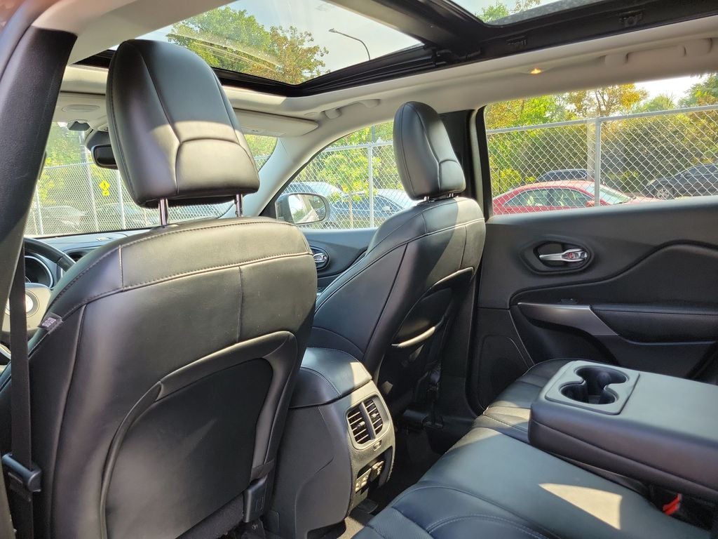 2022 Jeep Cherokee Latitude Lux