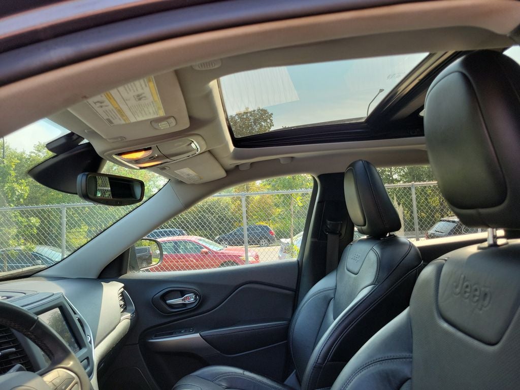 2022 Jeep Cherokee Latitude Lux