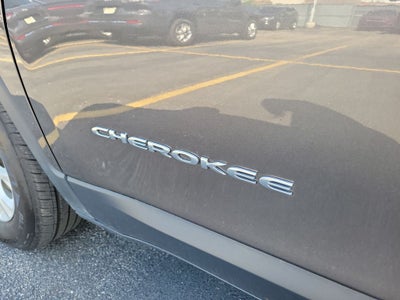 2022 Jeep Cherokee Latitude Lux