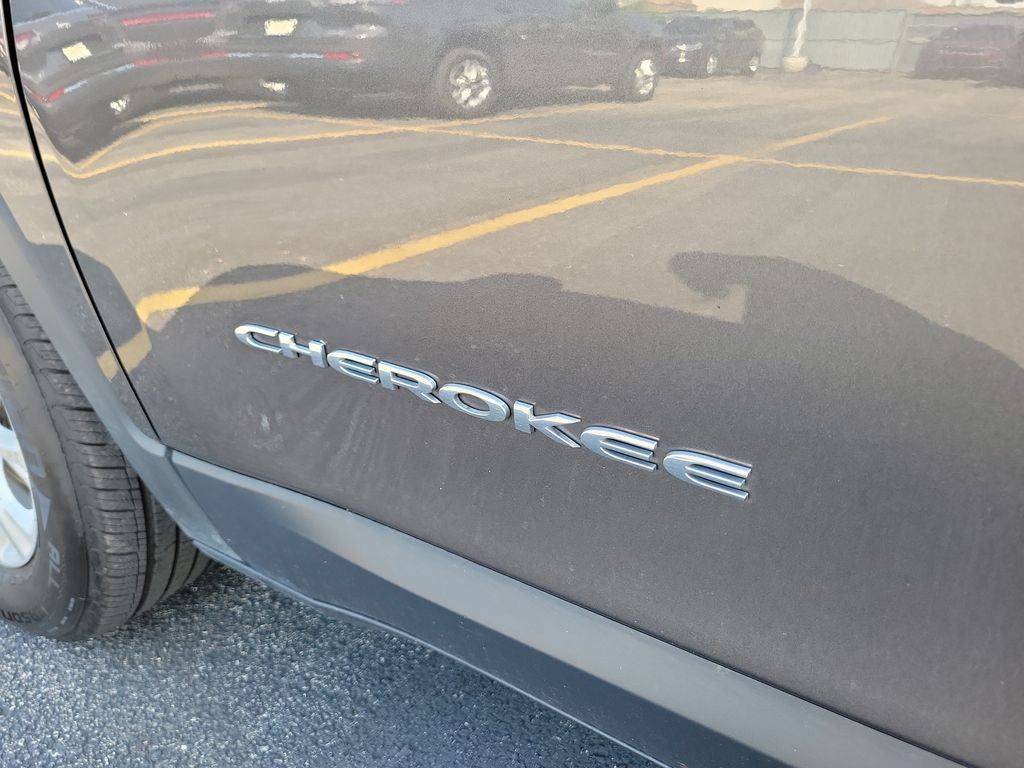 2022 Jeep Cherokee Latitude Lux