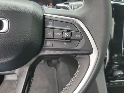 2025 Jeep Grand Cherokee Laredo X