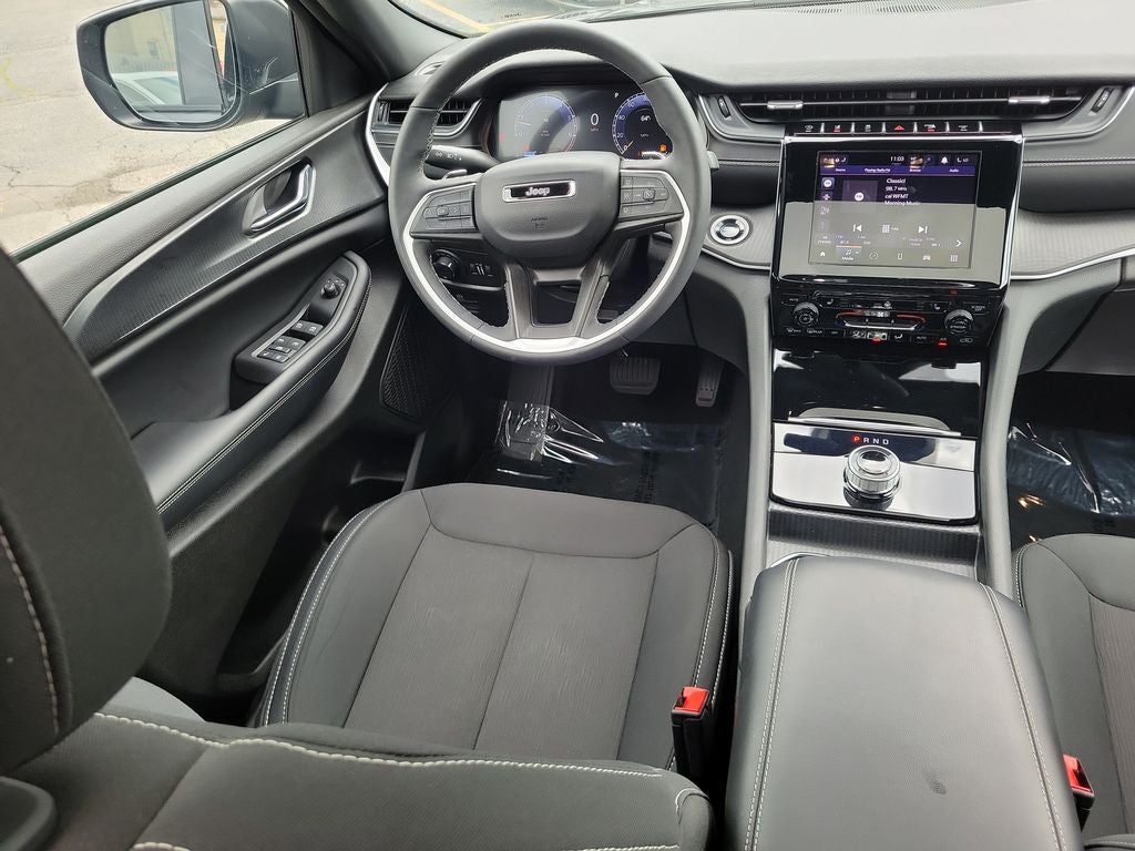 2024 Jeep Grand Cherokee Laredo X