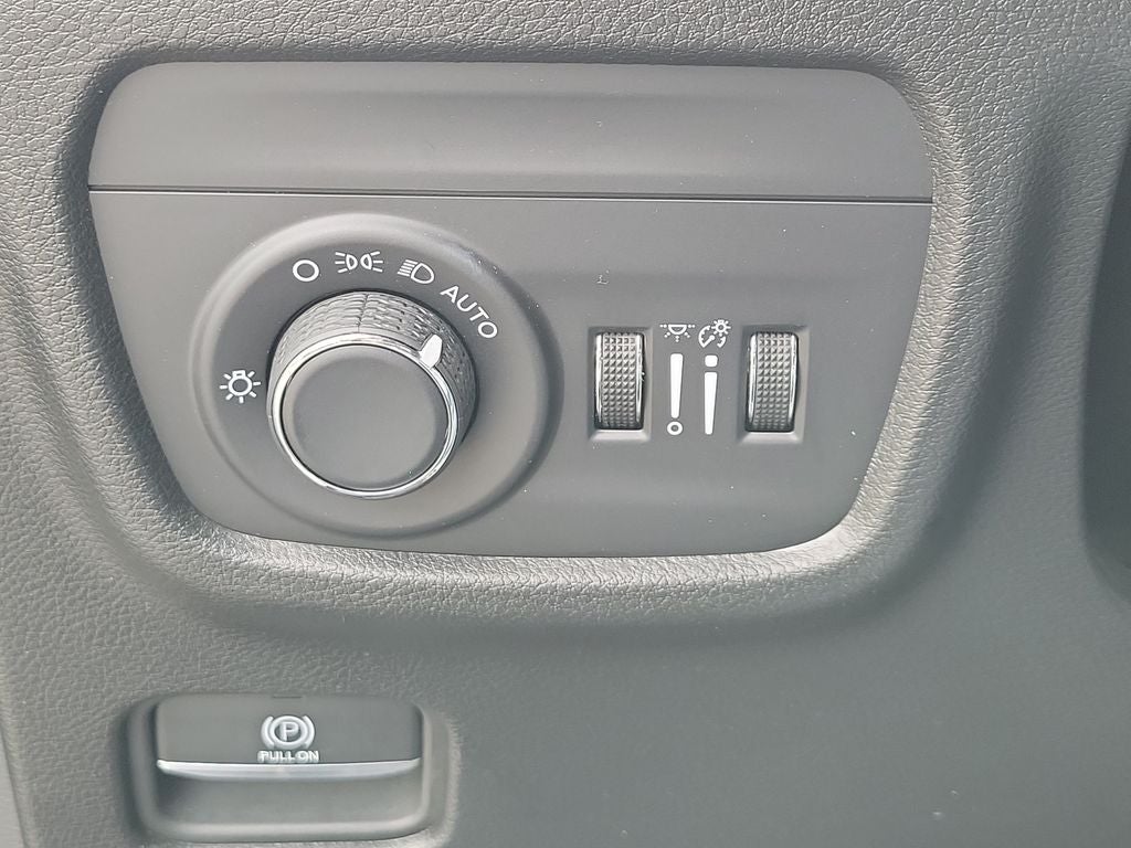 2024 Jeep Grand Cherokee Laredo X