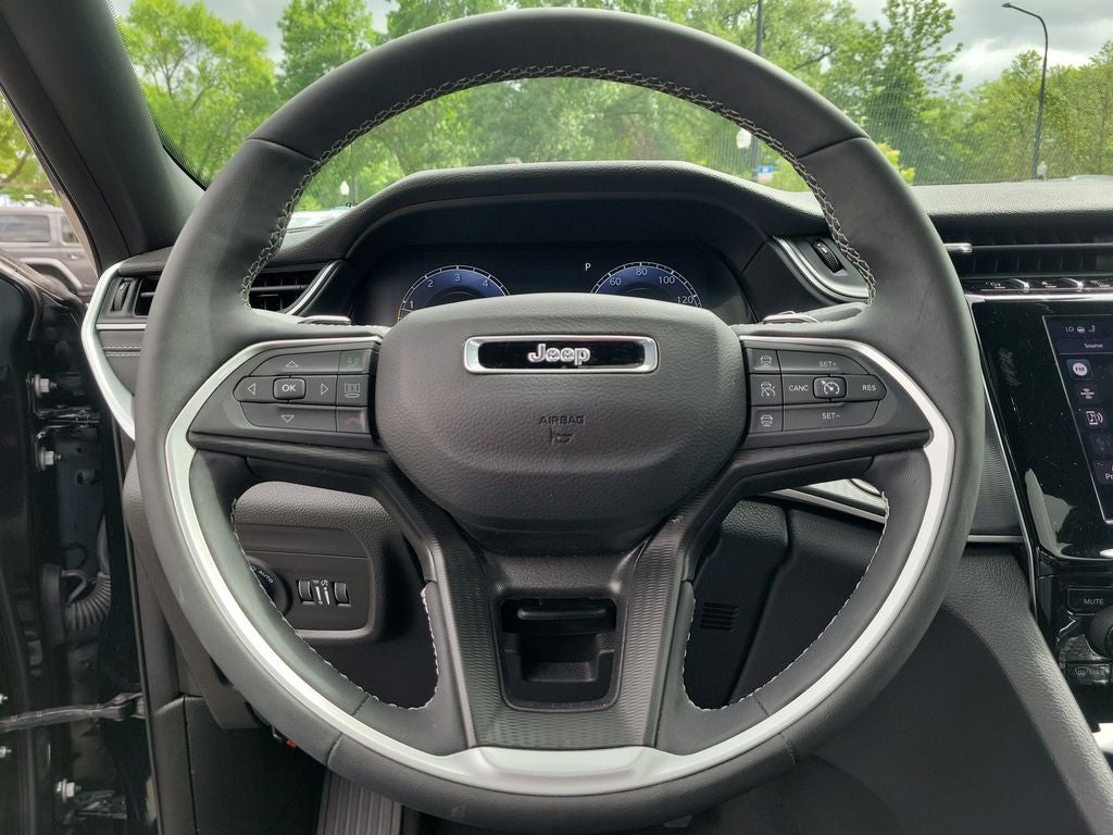 2024 Jeep Grand Cherokee Laredo X