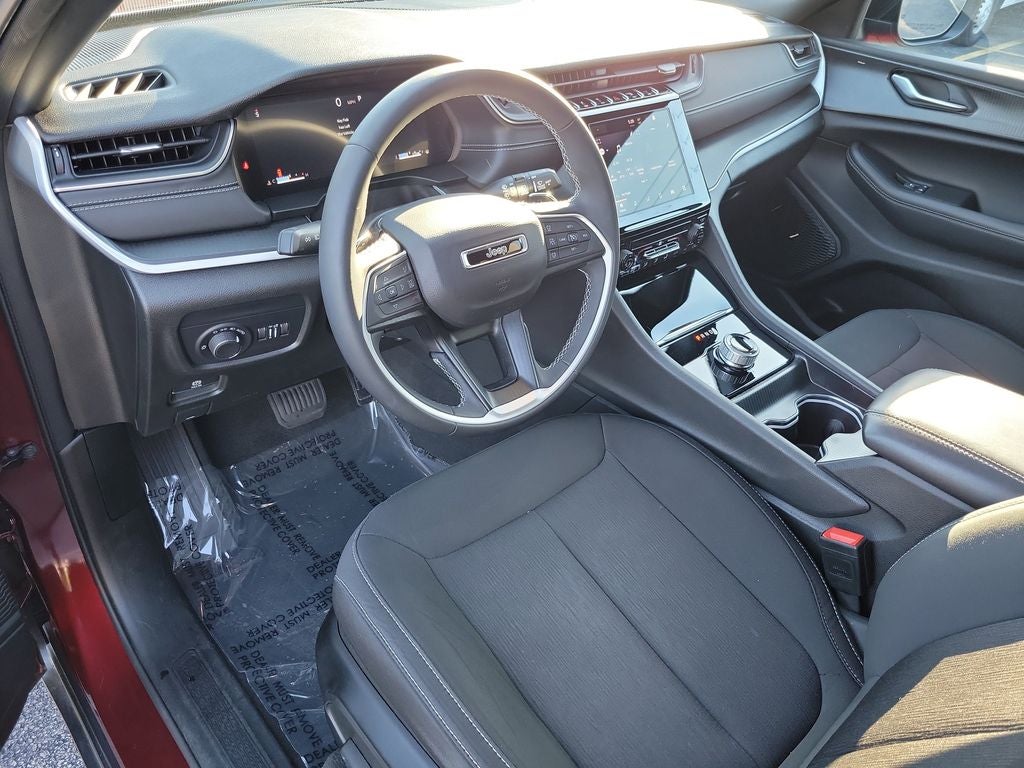 2024 Jeep Grand Cherokee Laredo X