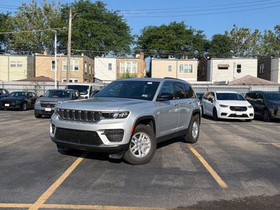 2025 Jeep Grand Cherokee Laredo