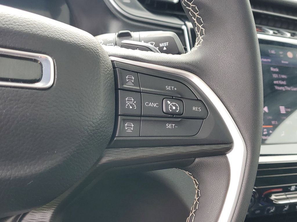 2024 Jeep Grand Cherokee Laredo X