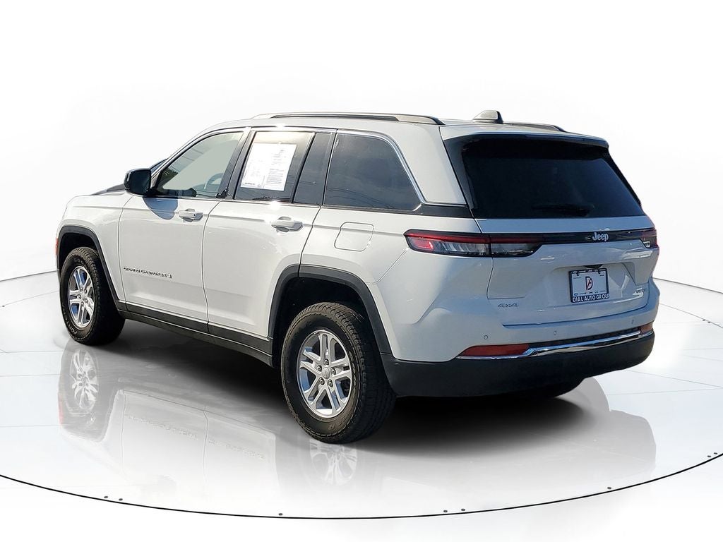 2024 Jeep Grand Cherokee Laredo