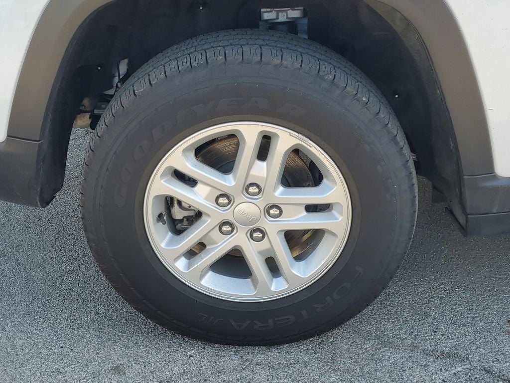 2024 Jeep Grand Cherokee Laredo