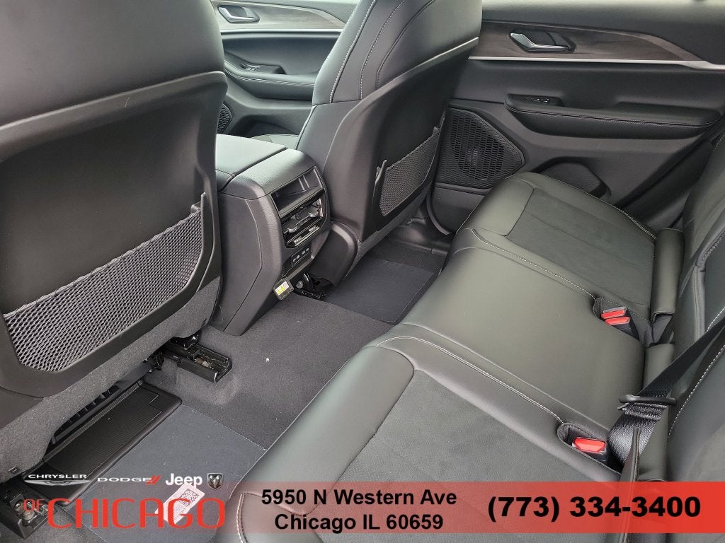 2026 Jeep Grand Cherokee Altitude