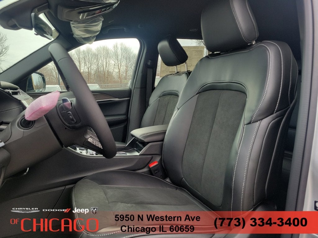 2026 Jeep Grand Cherokee Altitude