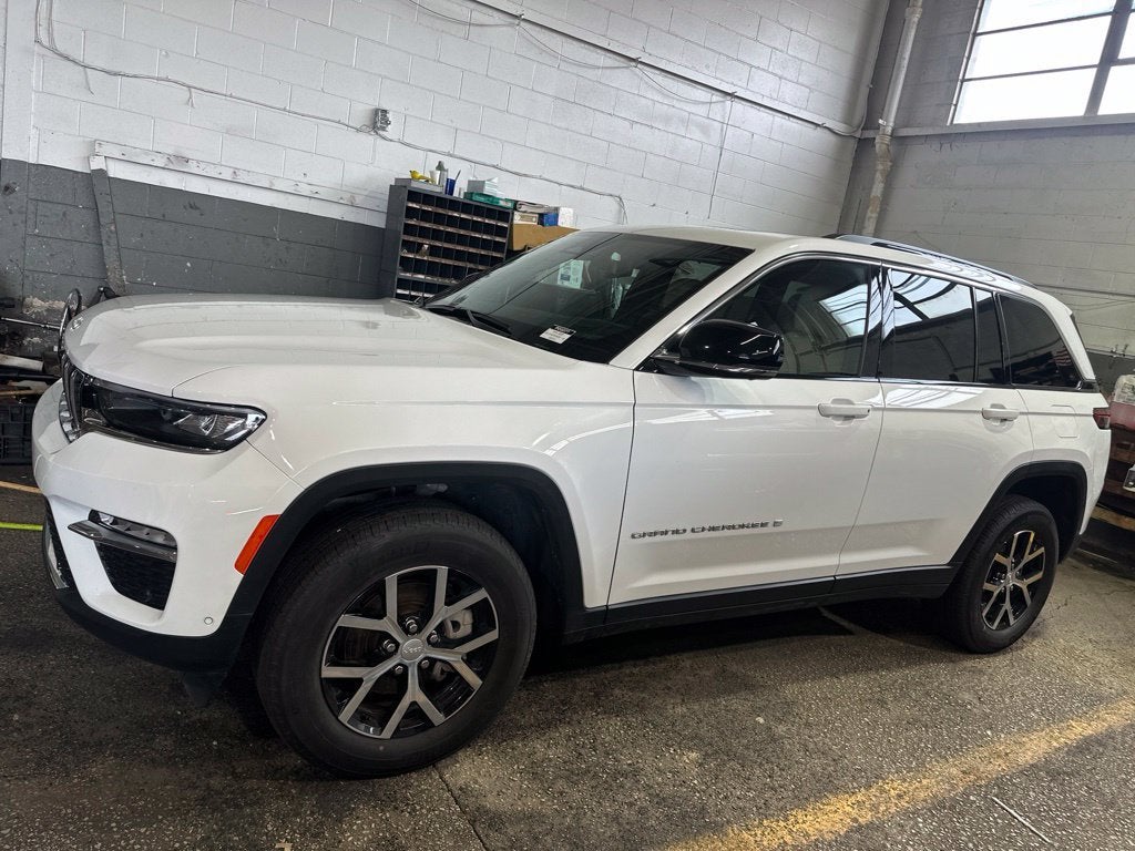 2025 Jeep Grand Cherokee Limited