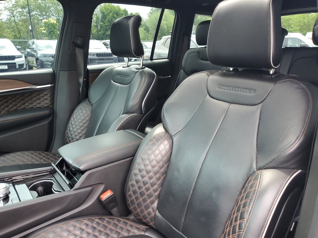 2024 Jeep Grand Cherokee Summit