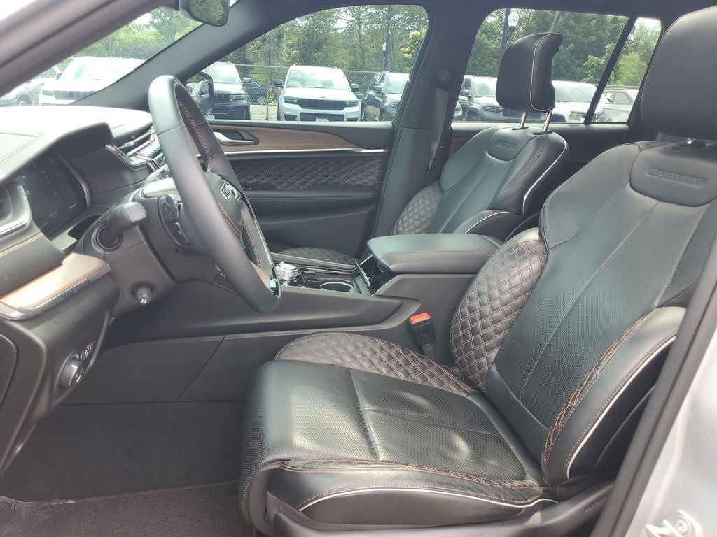 2024 Jeep Grand Cherokee Summit
