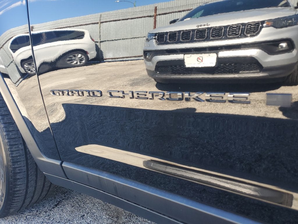 2023 Jeep Grand Cherokee L Altitude