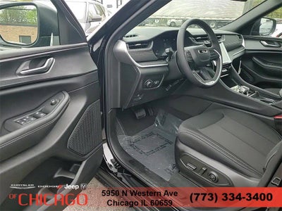 2025 Jeep Grand Cherokee L Laredo 4x4
