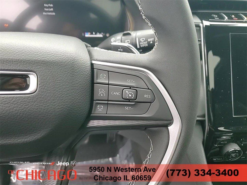 2025 Jeep Grand Cherokee L Laredo 4x4