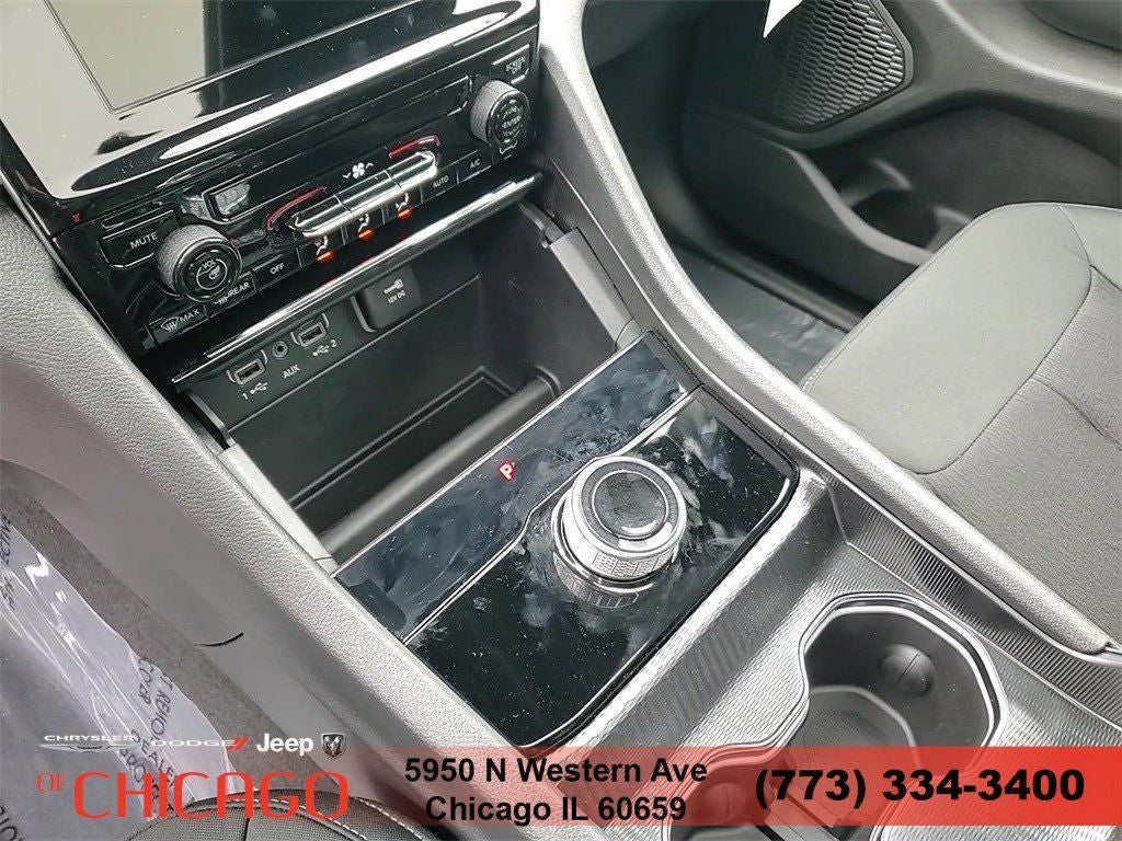 2025 Jeep Grand Cherokee L Laredo 4x4