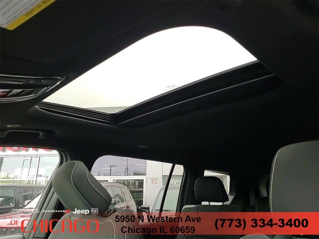 2025 Jeep Grand Cherokee L Laredo 4x4
