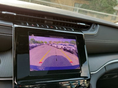 2025 Jeep Grand Cherokee L Laredo 4x4