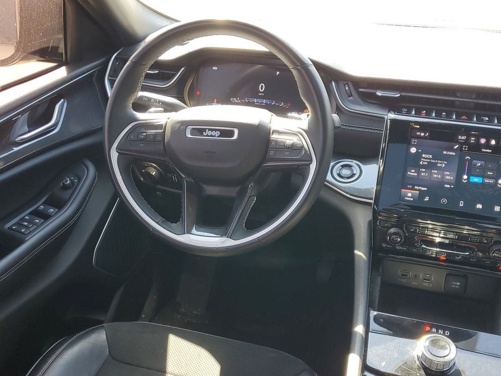 2022 Jeep Grand Cherokee L Altitude