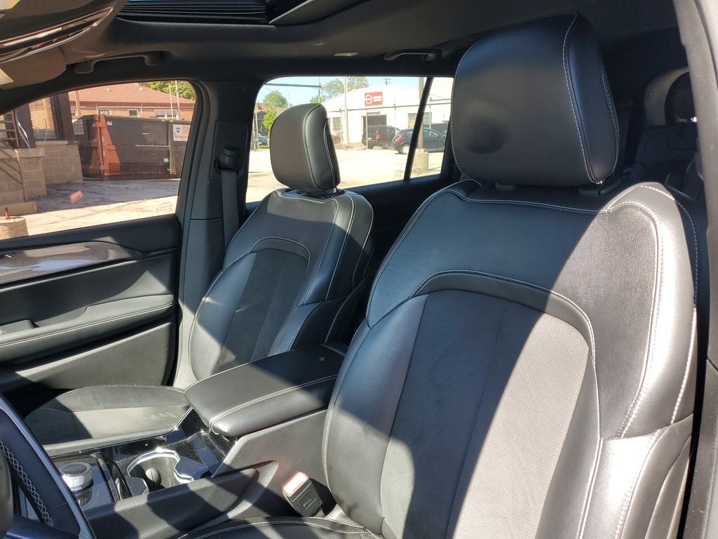 2022 Jeep Grand Cherokee L Altitude