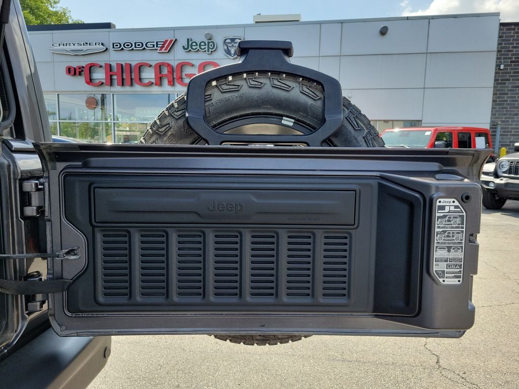 2025 Jeep Wrangler Sahara 4xe